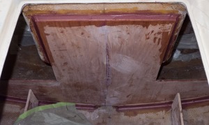 The bulkhead installed with fillets for glassing.
